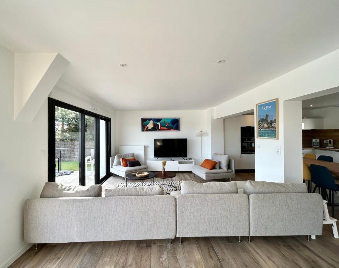 Superbe Villa Tout Confort Avec Piscine Chauffee Er Couverte Et Spa A 2 Pas De La Plage Fouesnant Bagian luar foto