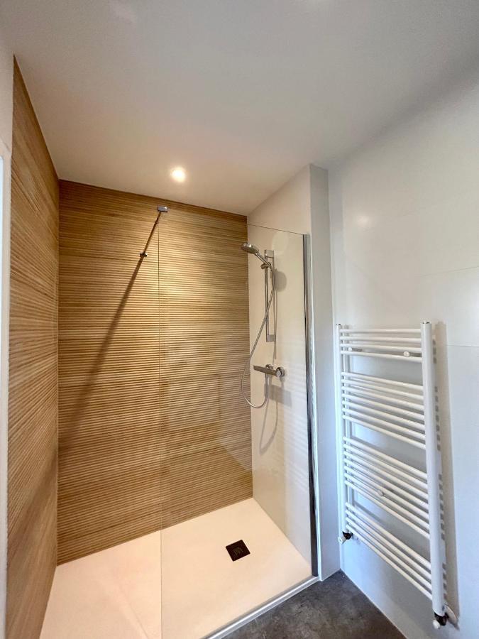 Superbe Villa Tout Confort Avec Piscine Chauffee Er Couverte Et Spa A 2 Pas De La Plage Fouesnant Bagian luar foto