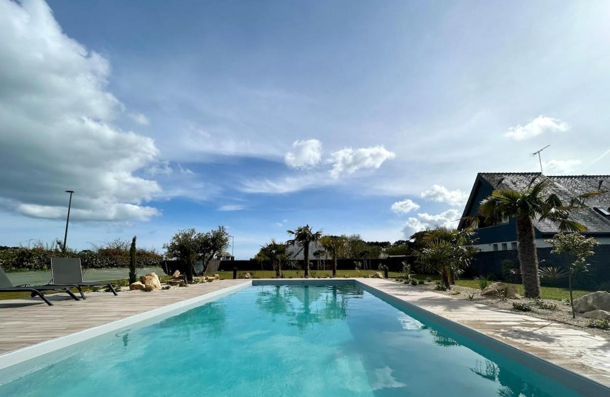 Superbe Villa Tout Confort Avec Piscine Chauffee Er Couverte Et Spa A 2 Pas De La Plage Fouesnant Bagian luar foto