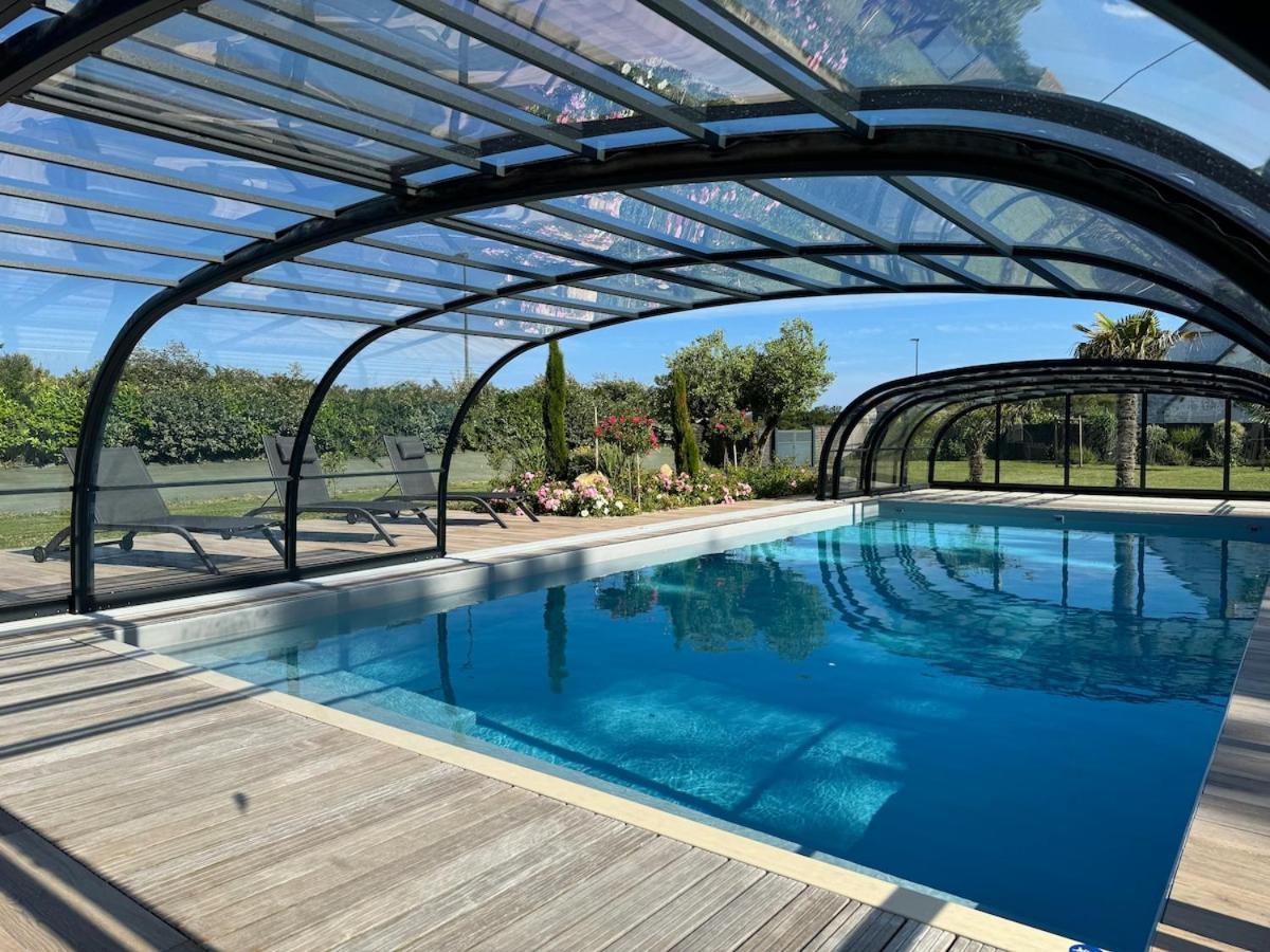 Superbe Villa Tout Confort Avec Piscine Chauffee Er Couverte Et Spa A 2 Pas De La Plage Fouesnant Bagian luar foto