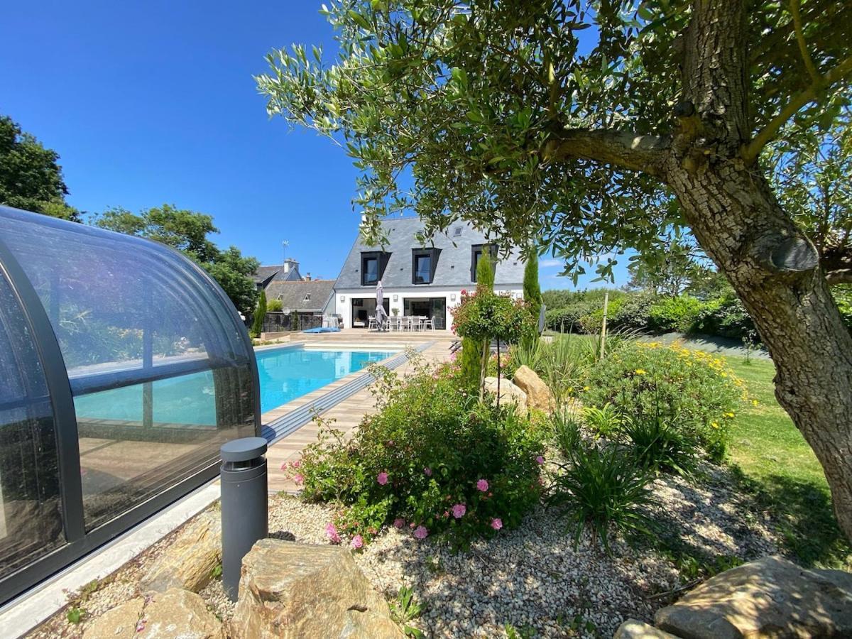 Superbe Villa Tout Confort Avec Piscine Chauffee Er Couverte Et Spa A 2 Pas De La Plage Fouesnant Bagian luar foto